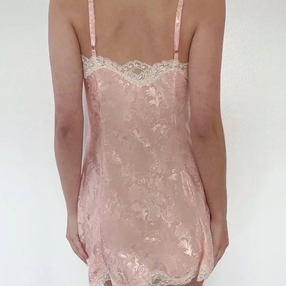 Vintage Victoria’s Secret Old Hollywood Glamour Chemise - Picture 2 of 15
